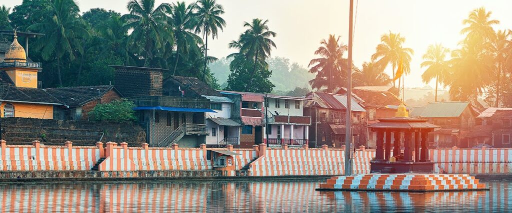 Koti Teertha in Gokarna – holy site among Gokarna temples and beaches